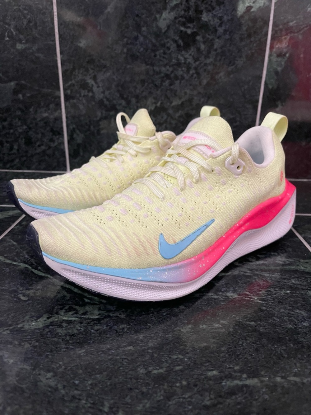 Nike ReactX Infinity Run 4 Barely Volt Aquarius Blue (Women’s) Size 8 Used